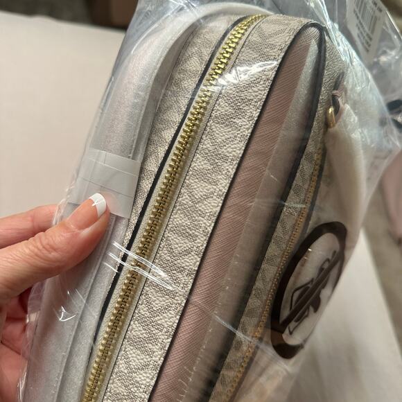 MICHAEL KORS Jet Set Large Logo Crossbody Bag MK Logo White Pink Gray Gold NWT - Picture 10 of 13